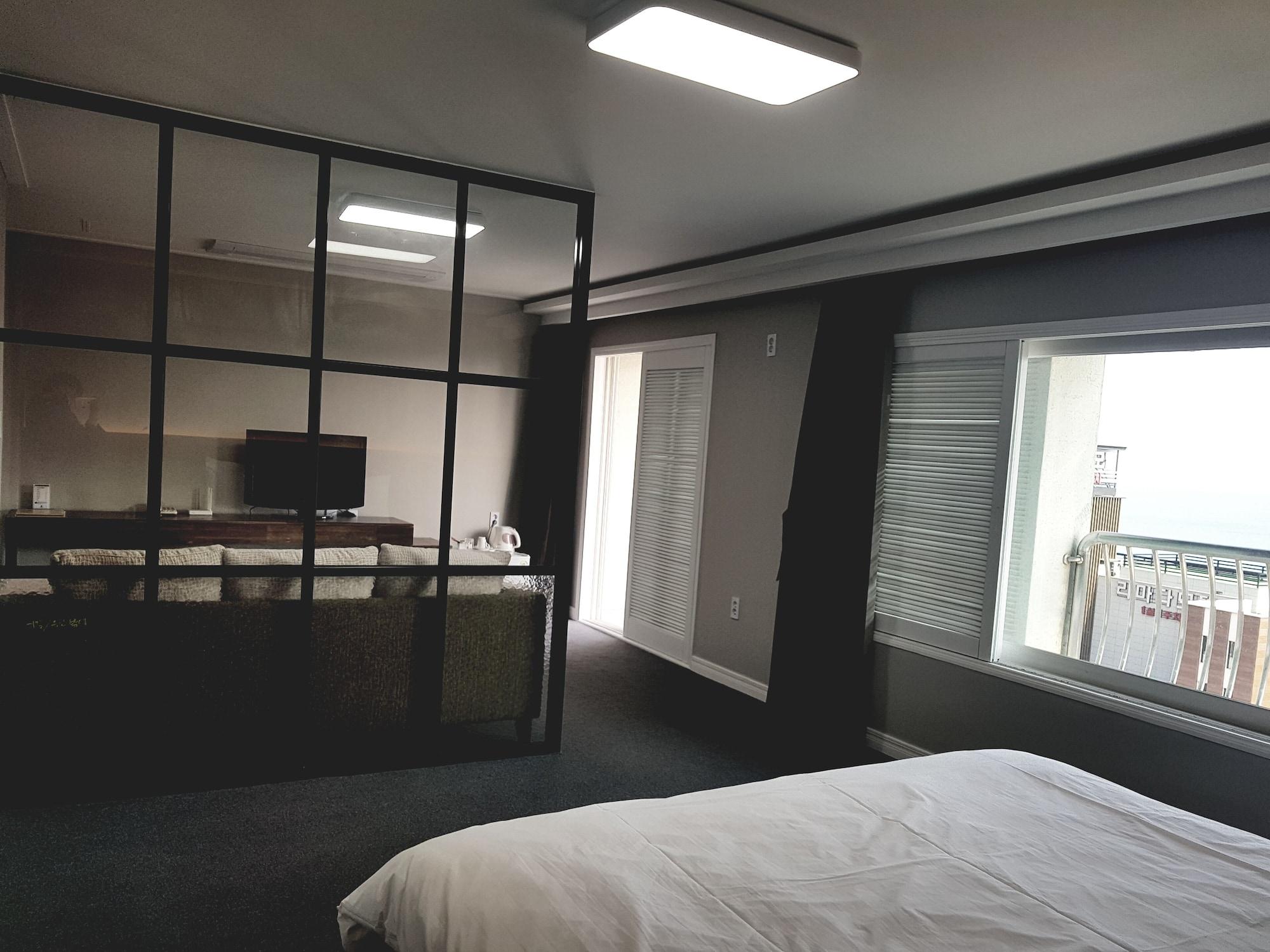 Hotel Ocean View Ilsan Ni Exterior foto